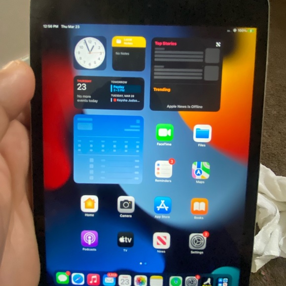 iPad mini good condition but kind of old